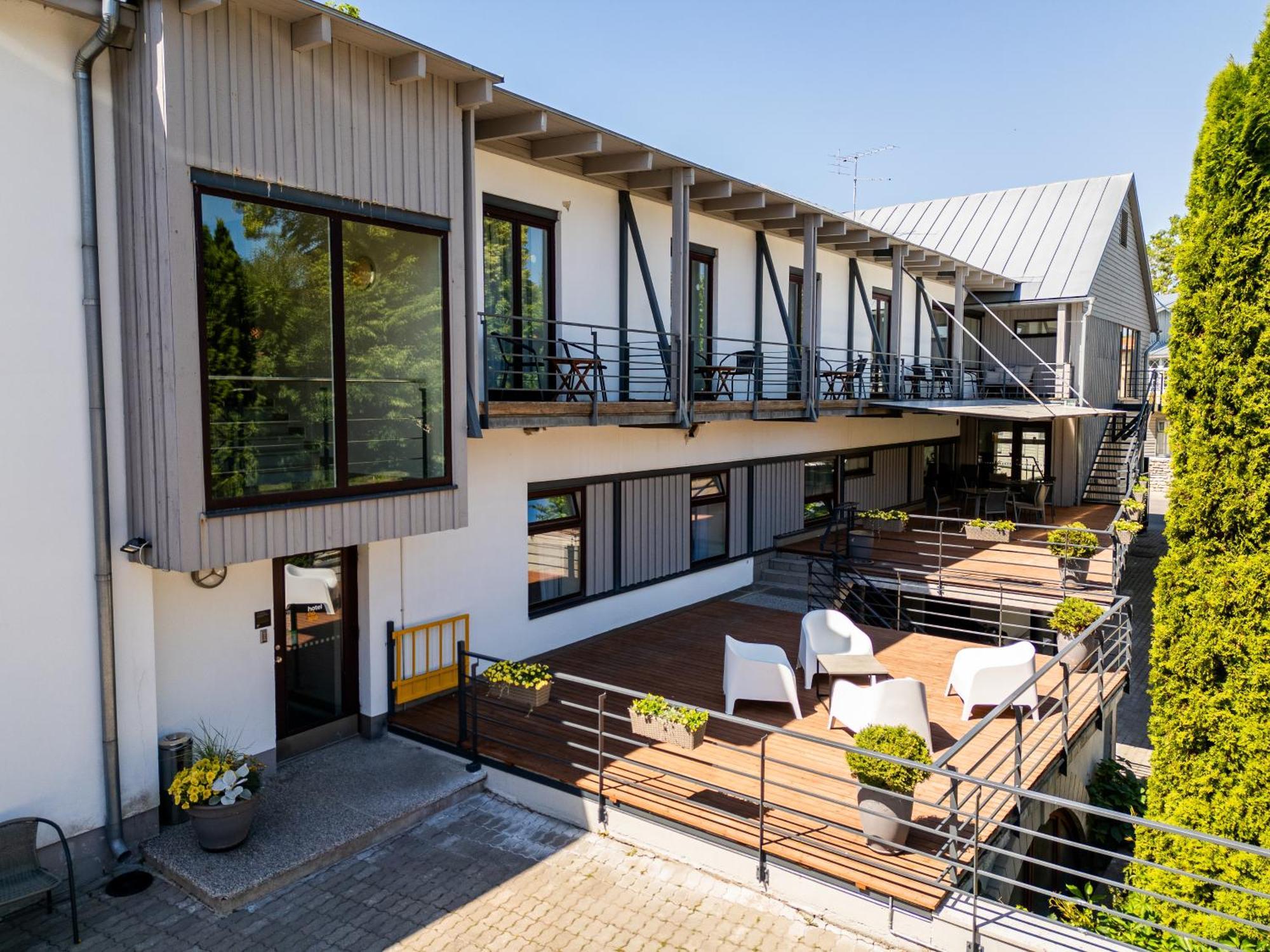 Hotel Nospa Kuressaare Zewnętrze zdjęcie